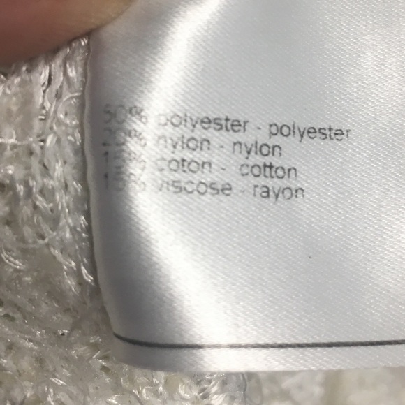 New With Tags CHANEL White fuzzy twinset w/tank & short sleeve 1-button cardigan - Picture 16 of 17